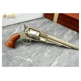 Italian, NEW Model Army percussion revolver. Good