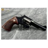 CHARTER TARGET BULLDOG .44 SPL Revolver