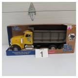 ERTL 1/16TH BIG FARM PETERBILT 367  DUMP TRUCK