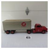 LUMAR 1/16TH A&P TRACTOR TRAILER
