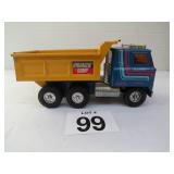 ERTL INTERNATIONAL HYDRAULIC DUMP TRUCK