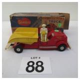 SAUNDERS 1/34TH BUMP & DUMP TRUCK W/ PLASTIC DRIVE