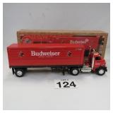 ERTL 1/25TH BUDWEISER TRACTOR TRAILER