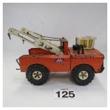 MIGHTY TONKA TOW TRUCK