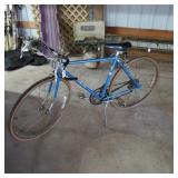 SCHWINN TRAVELER BICYCLE