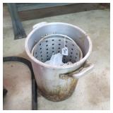 TURKEY POT WITH STRAINER