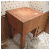 BUTCHER BLOCK ON WHEELS