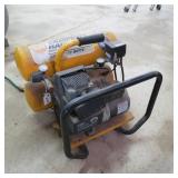 CAMPBELL HAUSFELD 2HP 4 GAL. AIR COMPRESSOR