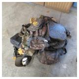 HUNTING BAGS, SEATS & HATS