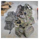 CAMO HUNTING GEAR