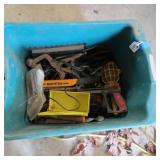 TOTE OF ASSORTED TOOLS