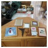 PICTURE FRAMES, ARTWORK & CAST IRON BRACKET