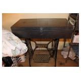 REPURPOSED SINGER SEWING MACHINE TABLE
