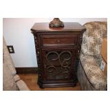 LAMP CABINET