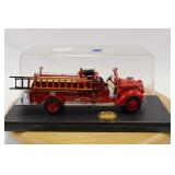 ROAD SIGNATURES 1/24TH 1938 FORD FIRE ENGINE