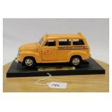 MIRA BY SOLIDO 1950 CHEVY SUBURBAN