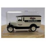 ERTL 1927 GRAHAM BROS DELIVERLY TRUCK
