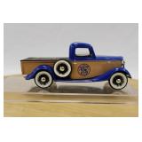 SPECCAST 1935 FORD LIMITED EDITION S&W BANK