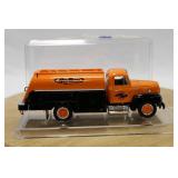 1993 FIRST GEAR 1957 INTERNATIONAL TRUCK