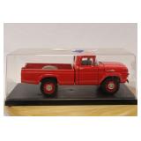 ROAD SIGNATURES #92318 1/18 FORD F-250