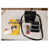 POLAROID CAMERA & KODIAK DISPOSABLE CAMERA W/ CASE