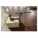 PAMPERED CHEF APPLE PEELER