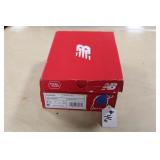 N.I.B NEW BALANCE KIDS SIZE 1 1/2 SHOES