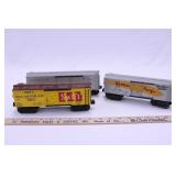 POST-WAR LIONEL BOXCARS