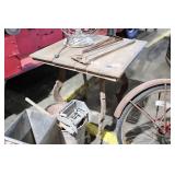 ANTIQUE LAMP TABLE 28" X 28" X 29"