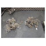 SET OF TIRE CHAINS
