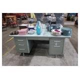 STEELCASE METAL OFFICE DESK 70" X 36" X 29"