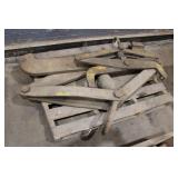 42" & 27" METAL LIFTING CLAMPS