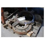 PALLET OF WEIGHTS & HEAVY STEEL