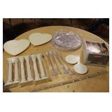 WEDDING CAKE ACCESSORIES