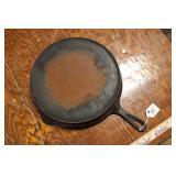 ERIE #12 CAST IRON SKILLET