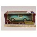 ROAD LEGENDS 1:24 1957 CHEVROLET CORVETTE