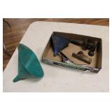 FLAT OF FUNNELS AND OIL SPOUTS