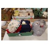 FLAT OF CHRISTMAS TOWELS, POT HOLDERS, ORNAMENTS