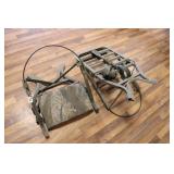CLIMBING TREE STAND