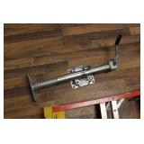 1,500LB. CAPACITY TRAILER JACK