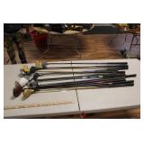 ASSORTMENT OF RIGHT HANDED GOLF CLUBS