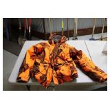 MOSSY OAK HUNTING COAT SIZE LARGE