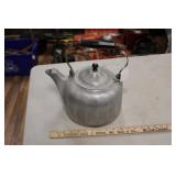 HEIRLOOM CAST BUFFALO #8 6QT. TEA KETTLE