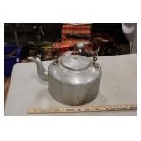 VINTAGE ALUMINUM KETTLE W/ BAIL