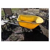 STANLEY WHEELBARROW W/ CHAIN