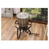 TURKEY FRIER W/ ALUMINUM POT