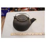 UNMARKED CAST IRON TEA KETTLE MADE IN CHINA