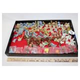 TRAY OF VINTAGE WADE FIGURES