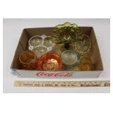 ASSORTMENT OF COLLECTIBLE GLASS