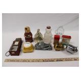 ASSORTMENT OF VINTAGE COIN BANKS